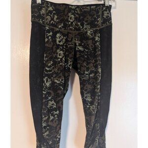 Lululemon Stop at Nothing crop leggings sz 4 camo